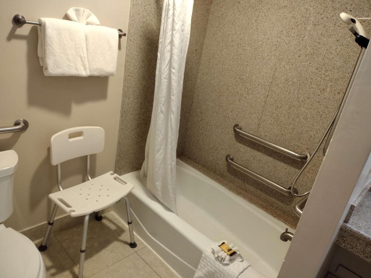 Western San Pedro Hotel&suites 3*