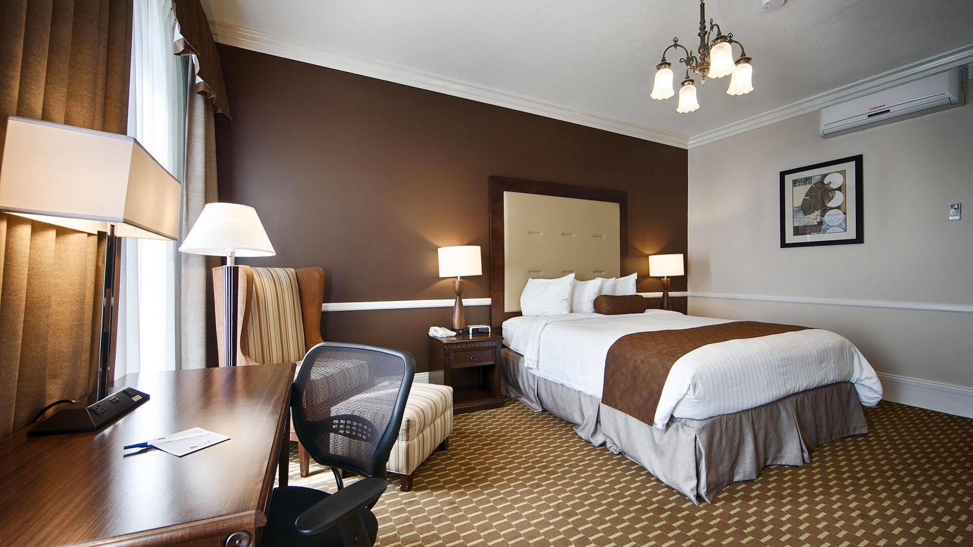 Western San Pedro & Hotel 3*